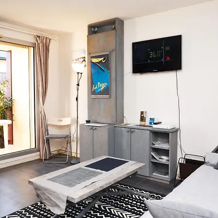 Charming And Spacious Studio In