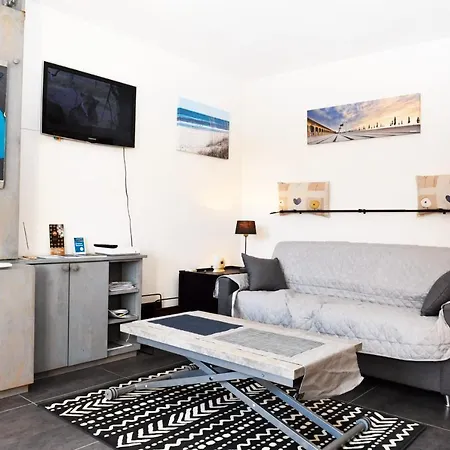 Apartment Charming And Spacious Studio In