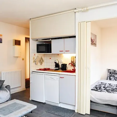 Apartment Charming And Spacious Studio In *