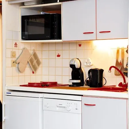 Charming And Spacious Studio In *